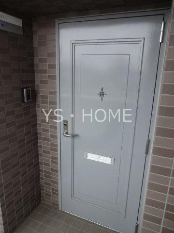 コーポレート武蔵境 玄関