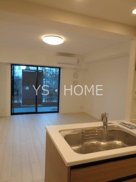 KDXレジデンス武蔵境Ⅱ リビング