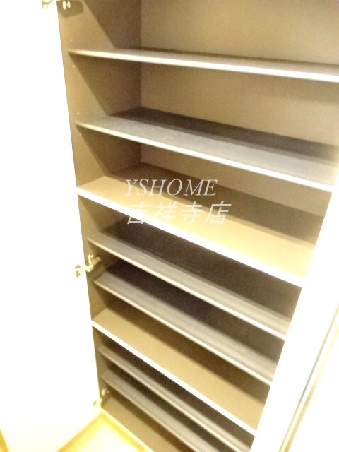 フランカーサⅡ  玄関