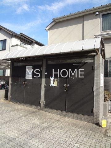 ドゥジェーム・ニイヤ その他12