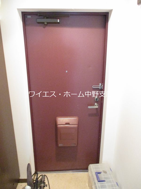 セラビーヌーベル 玄関