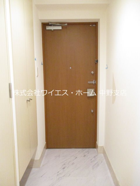 プライムアーバン中野上高田 玄関