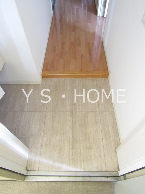 コクブンジノイエ 玄関