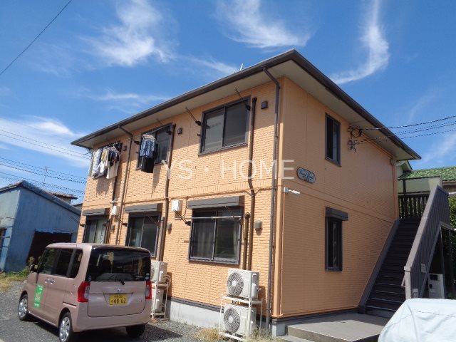 グラン・クェイル 外観