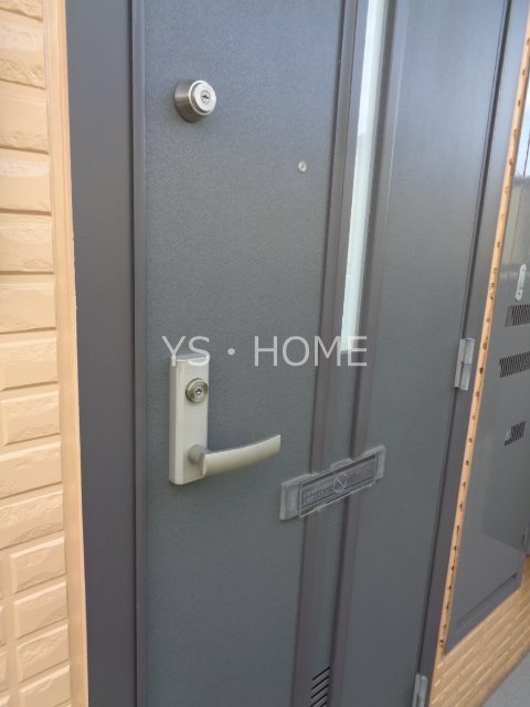 グラン・クェイル 玄関