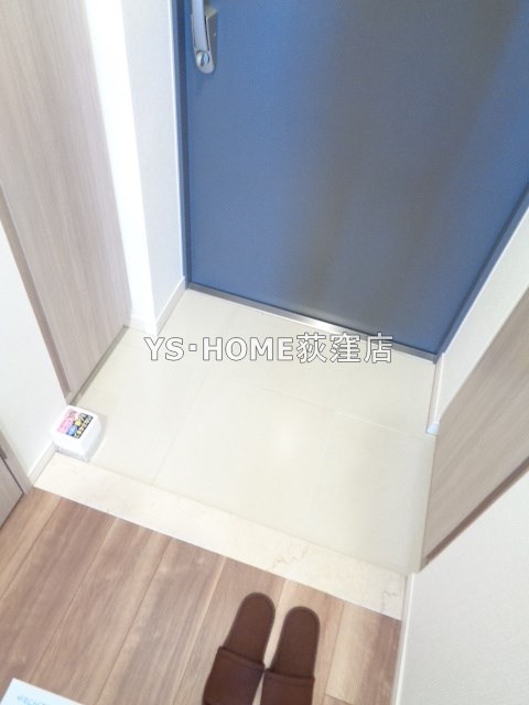 エミリブ鷺ノ宮 玄関