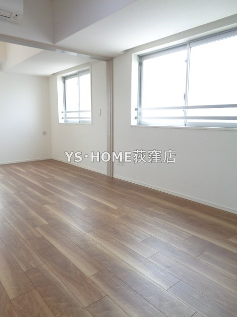 エミリブ鷺ノ宮 リビング