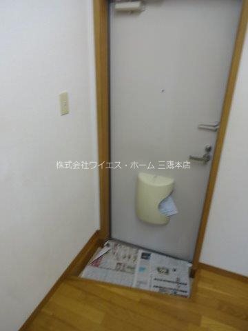 フローリ福島 玄関