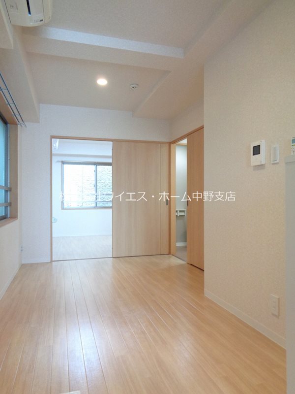 ファベル中野新橋 リビング