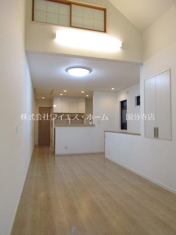 国立テラスハウス  リビング