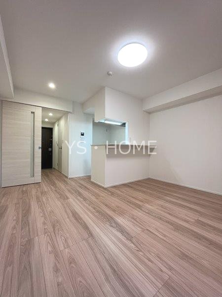 アヴァンカーサ三鷹 リビング