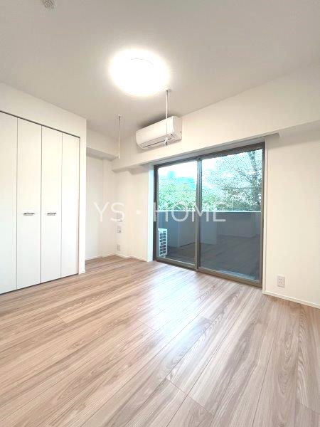 アヴァンカーサ三鷹 ベッドルーム