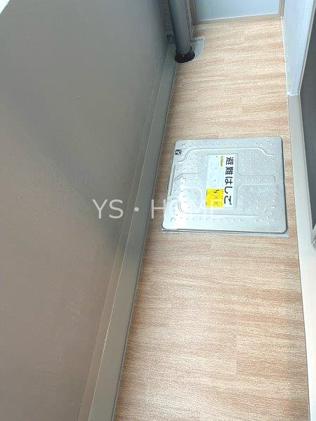 アヴァンカーサ三鷹 ベランダ