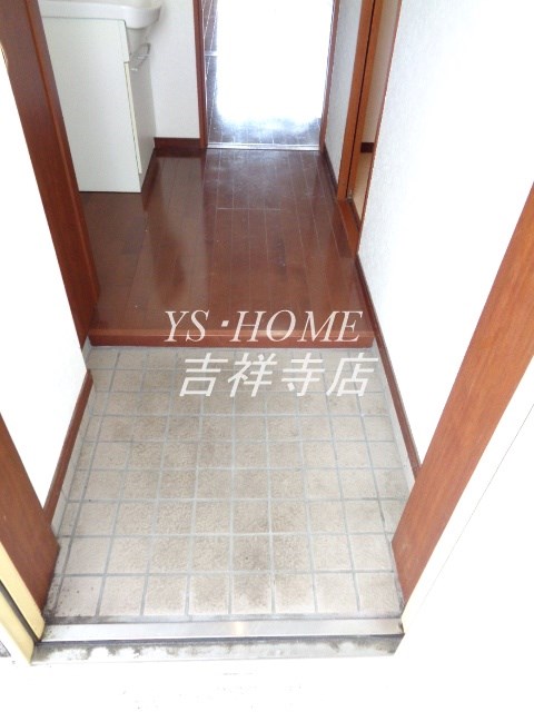 カサブランカN 玄関