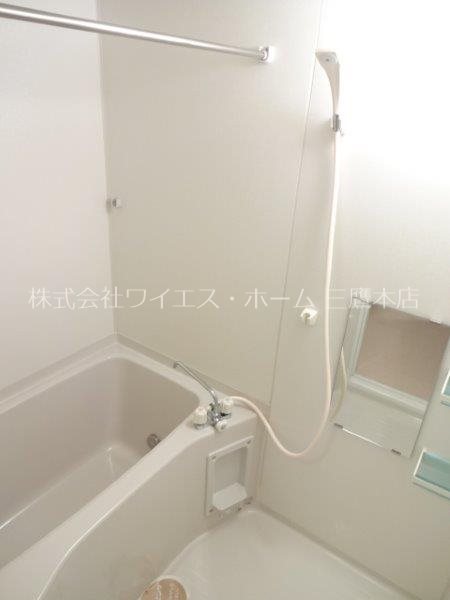 ウィステリア 風呂画像