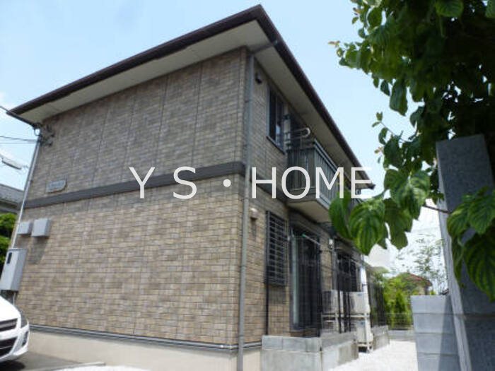 ラ・トゥーエル 外観