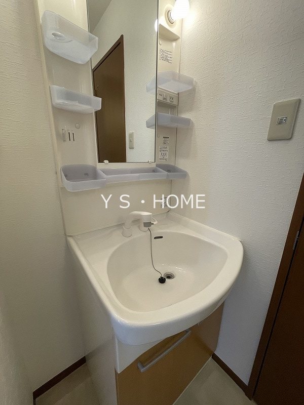 ラ・トゥーエル その他1