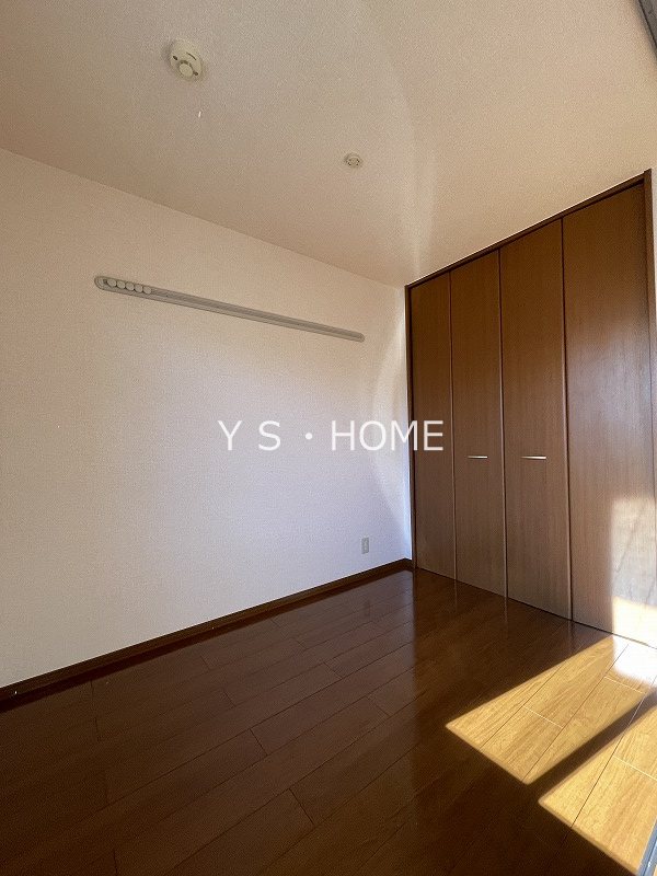 ラ・トゥーエル ベッドルーム