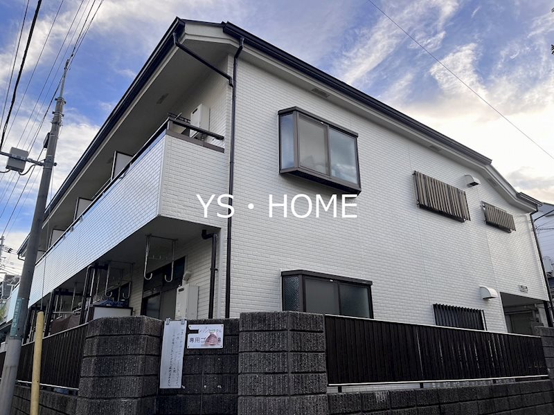 メゾンクリスタル 外観