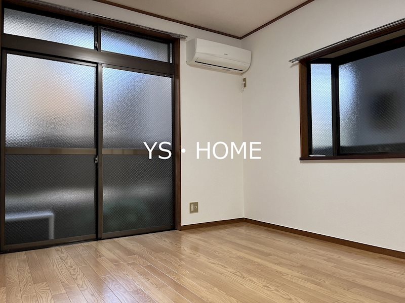 メゾンクリスタル ベッドルーム