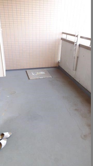 エクセラン　ミカミ ベランダ