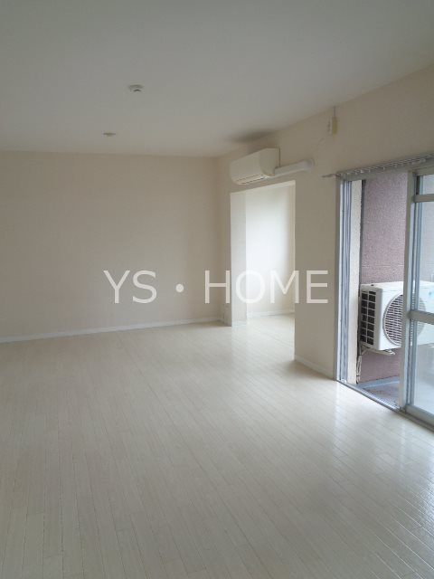 アプリーレ吉祥寺 リビング