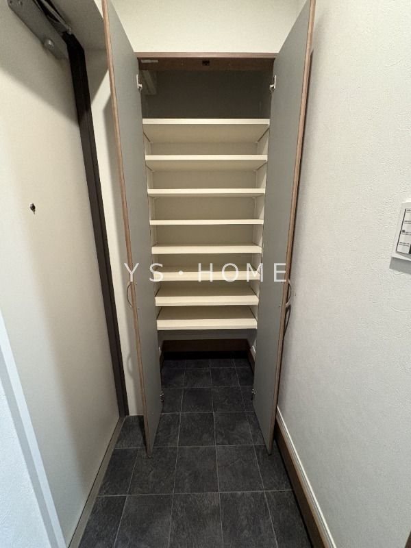 プロスタイルウェルス下井草 玄関