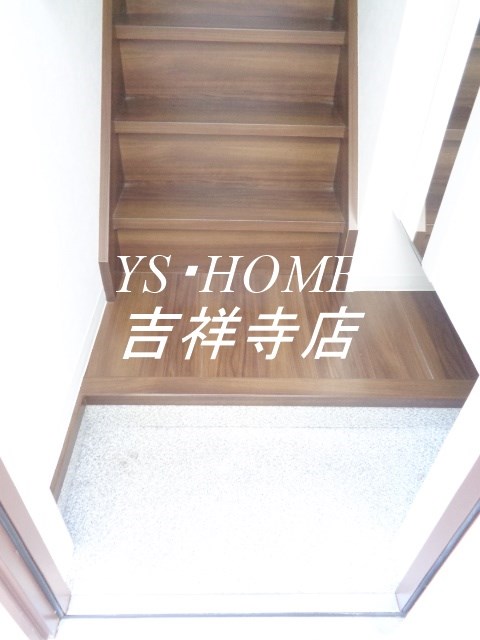 ミハス三鷹の森 玄関