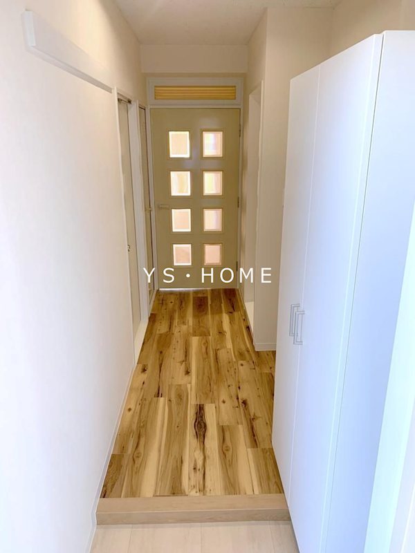 大関山ハイツ 玄関