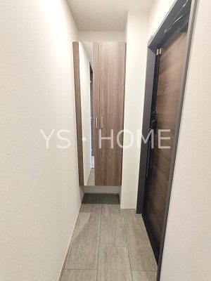 D-comodo関前 玄関