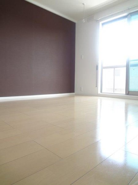 レトア　 リビング