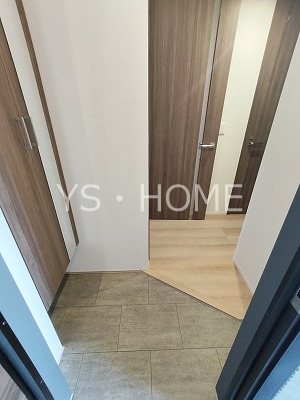 D-comodo関前 玄関