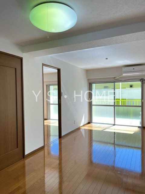 オリーブガーデン リビング