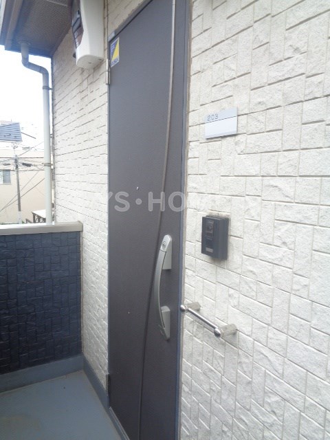 アマーヴィレ櫻井 玄関