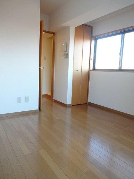 ロイヤル武蔵野 リビング