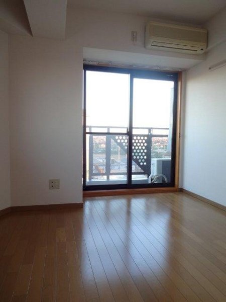 ロイヤル武蔵野 ベッドルーム