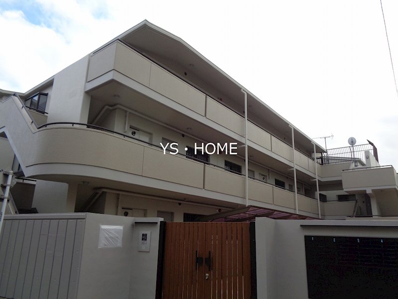 メゾンカルム中落合Ｎｏｒｔｈ     玄関