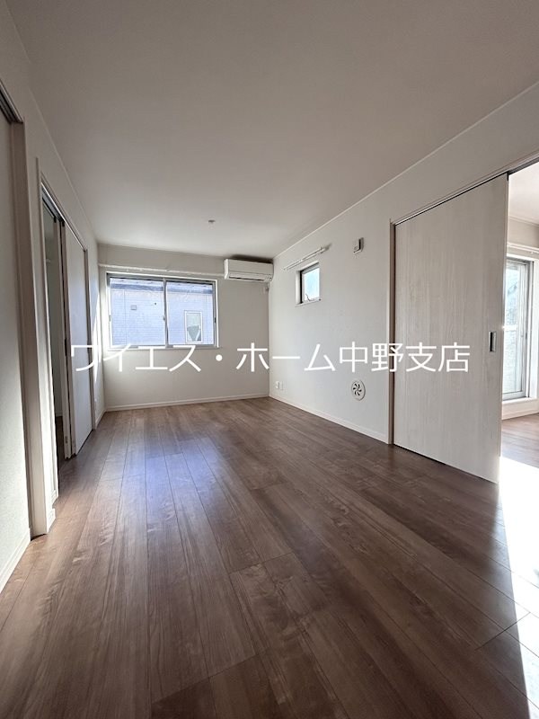 カーサローレル リビング