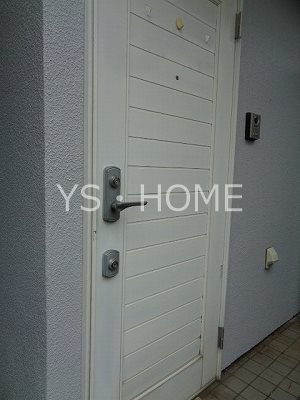 グローヴハウスNORTH棟 玄関