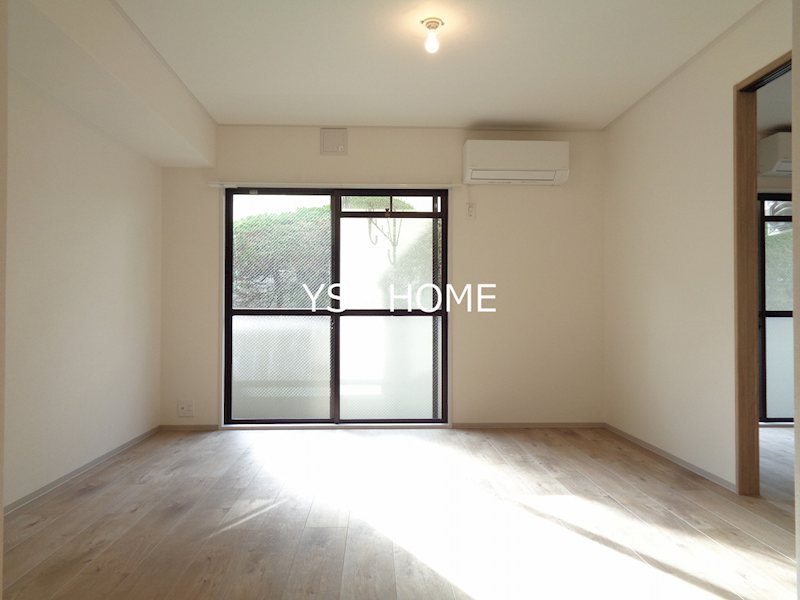 メゾンカルム中落合Ｎｏｒｔｈ     リビング