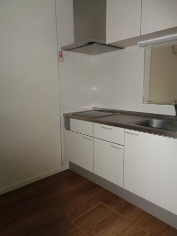 エミフル キッチン