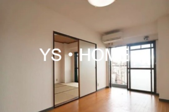 シャトー・ド・デューカル リビング