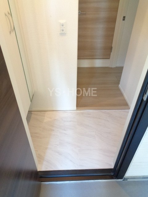 ヴィルソレイユ西荻Ⅱ 玄関