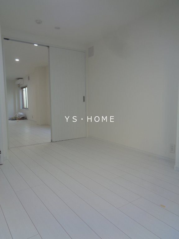 第二川名ビル ベッドルーム