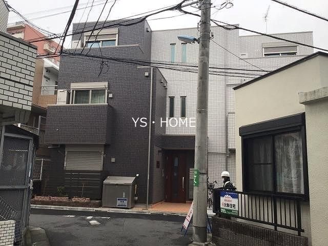 クイーン ローズ 外観