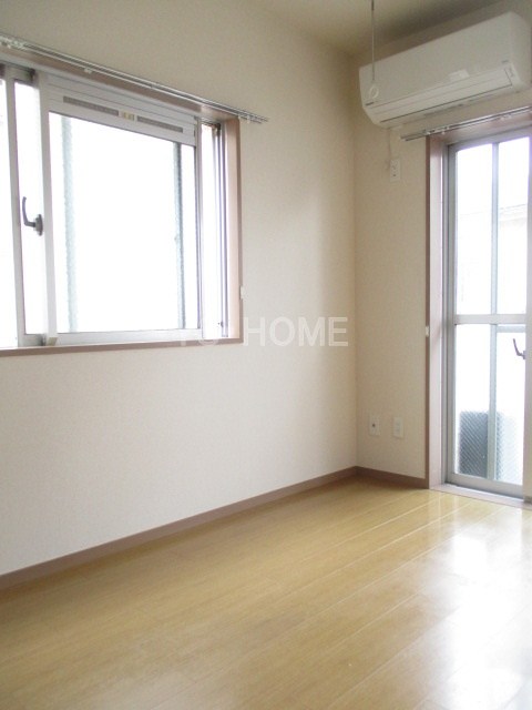 レボワ リビング