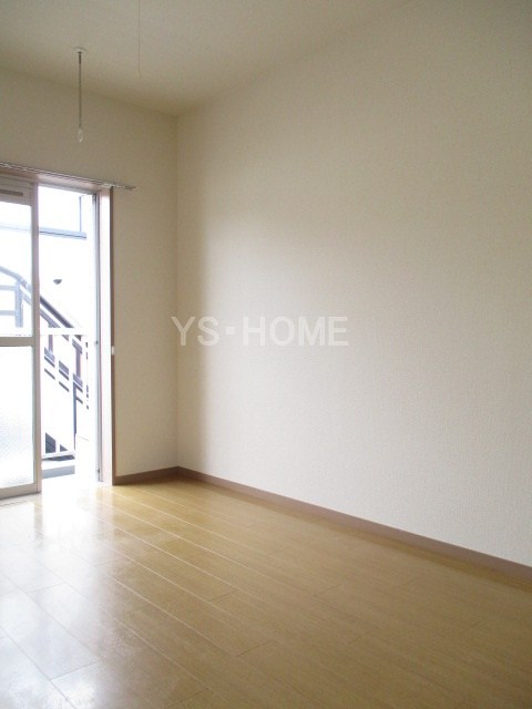 レボワ ベッドルーム