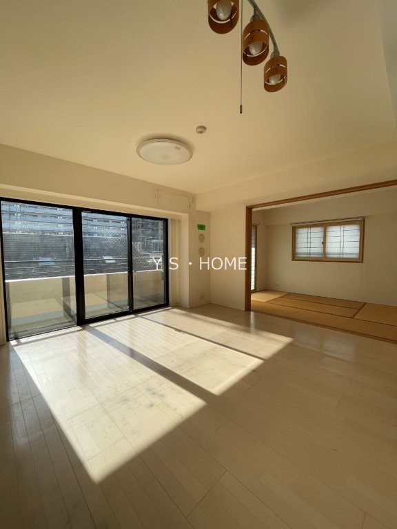 アーデル・フェリエ国立東 リビング