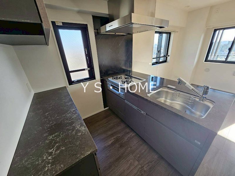 Blissia KUNITACHI　STATION SIDE キッチン