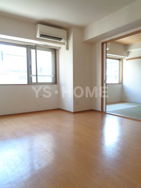 コルヌイエ北阿佐谷 リビング